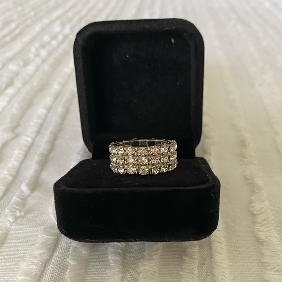 Rhinestone Diamond Bling Statement Ring size 6 - Picture 3 of 6